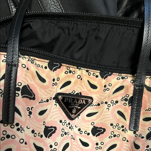 Prada Japan Exclusive Tessuto Tote w/ COA - Picture 4 of 12